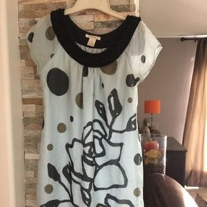 GOLD HAWK SILK EMBELLISHED DRESS SIZE M with POCKETS